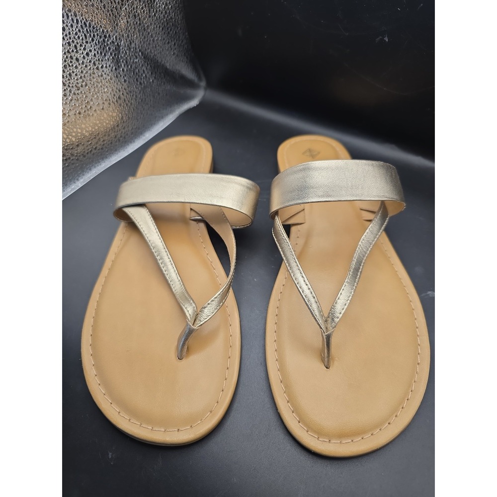 Antonio Melani Lanessa Metallic Gold Thong Sandals Size 9m